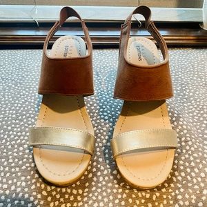 Women’s Brown/Gold Wedges